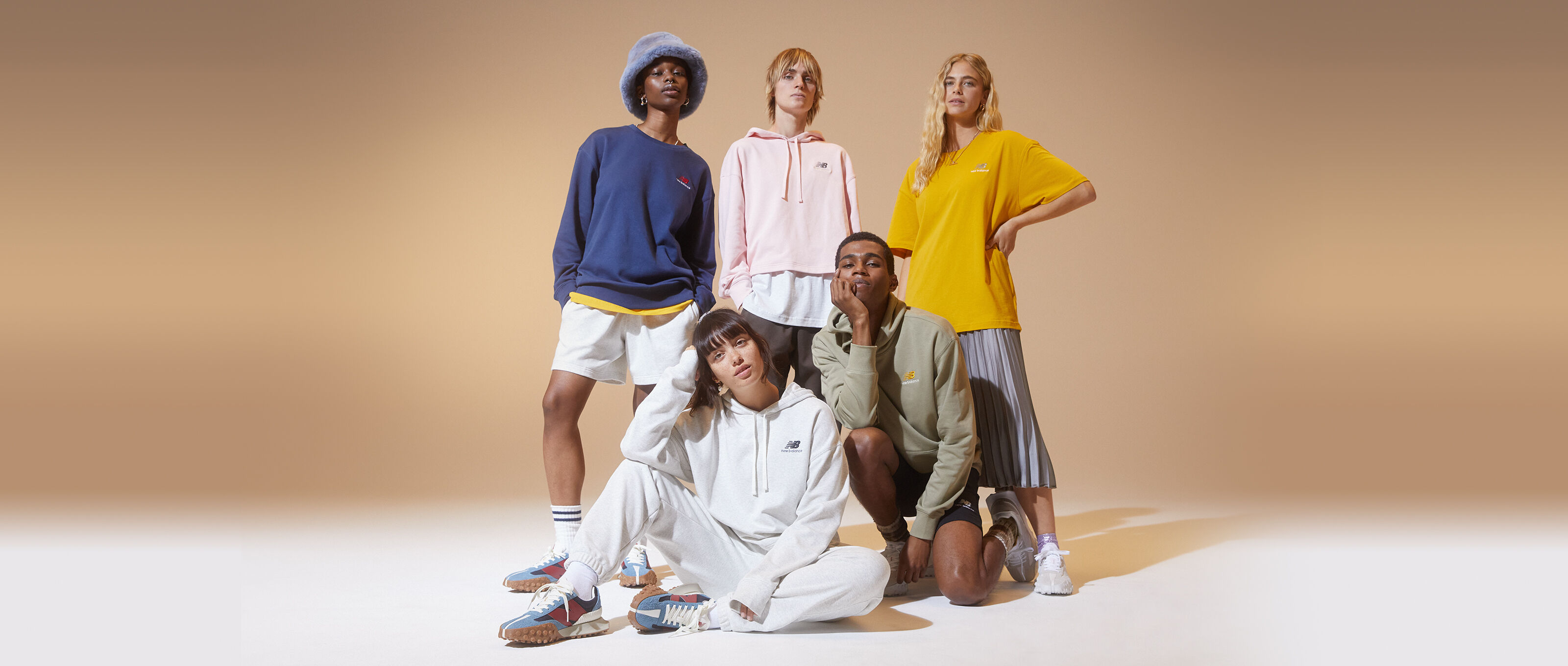 【関税&送料込】New Balance Bordeaux Cotton Sweatshirt AW24-BLM0PK-99X_F1_PRM.webp?v=