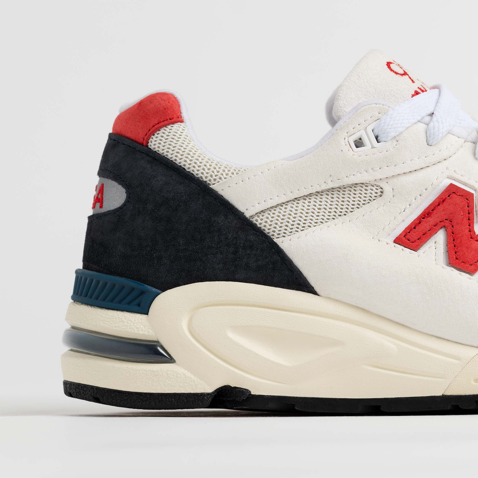 Men's MADE in USA 990v2 Shoes - New Balance