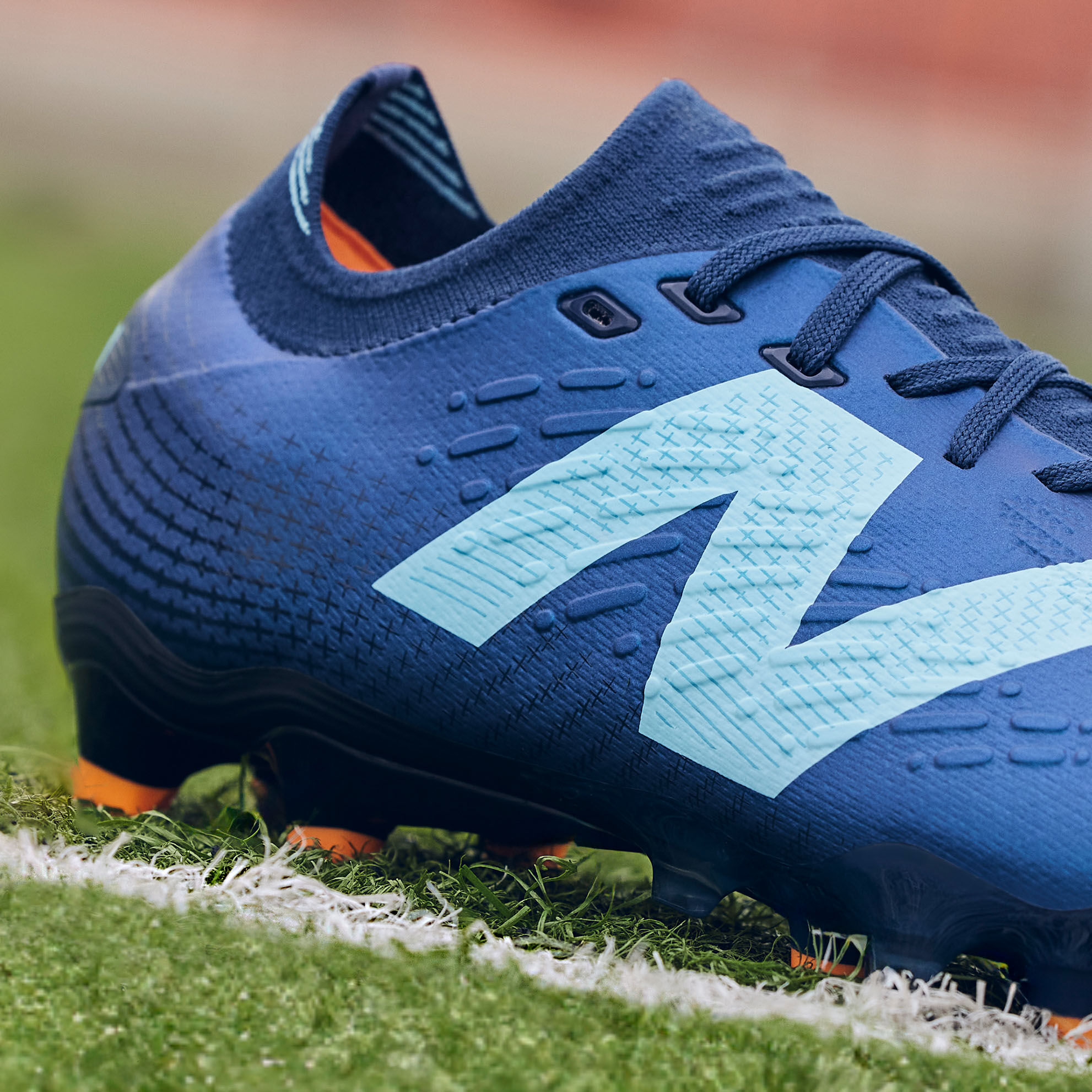 Unisex TEKELA PRO LOW FG V4+ Football Boots - New Balance