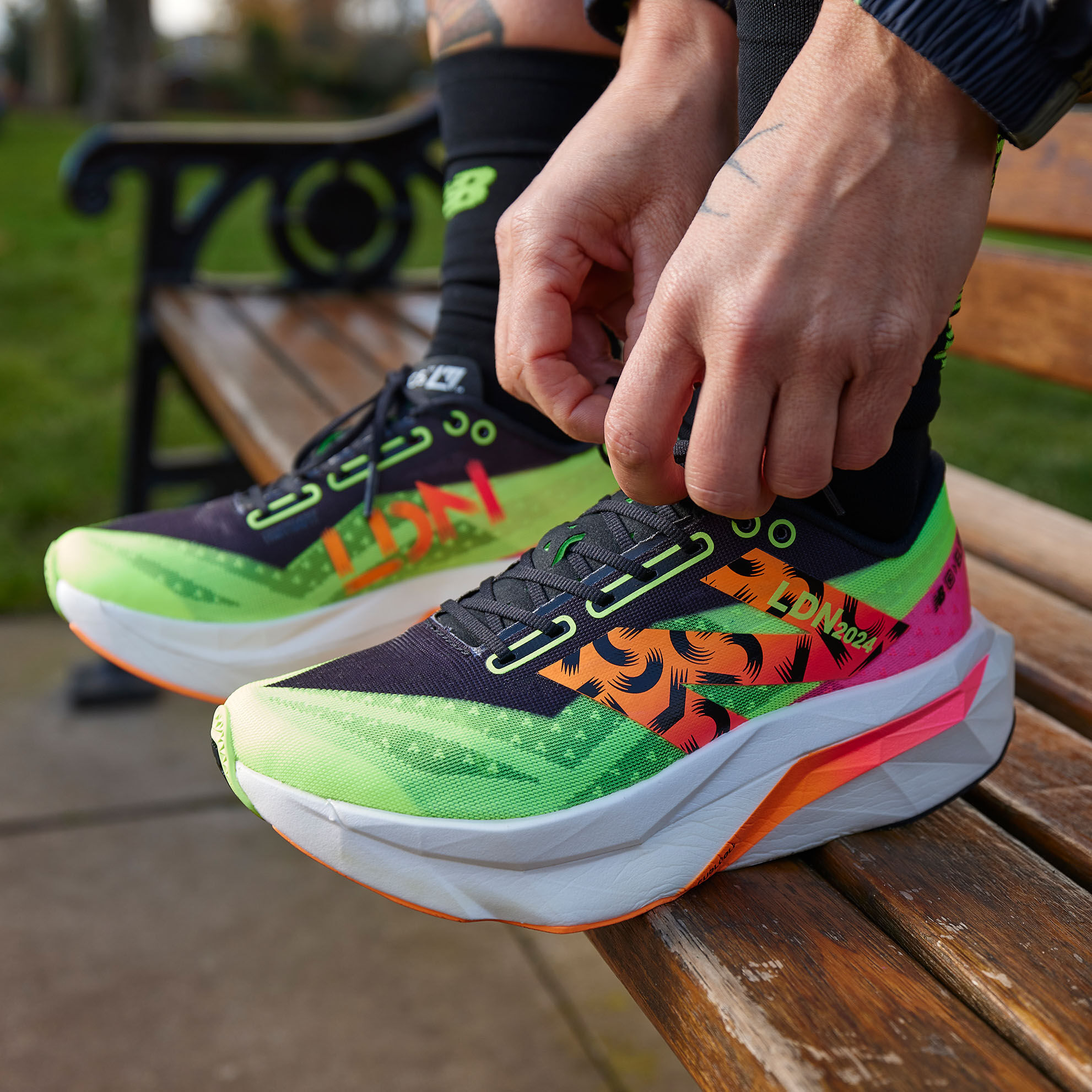New balance london marathon kit top
